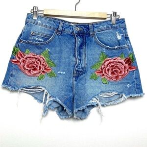 Zara Trafaluc denimwear Rose Patch cutoff Jean shorts size 6